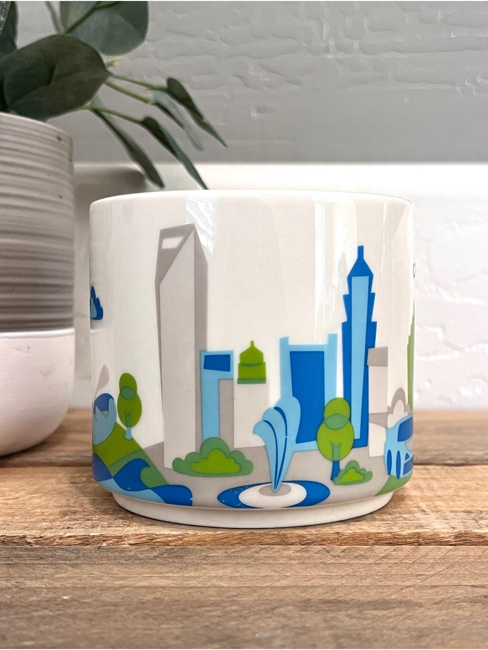 Starbucks ‘You Are Here’ Series Charlotte NC Coffee Mug 2014 14oz - Picture 2 of 5